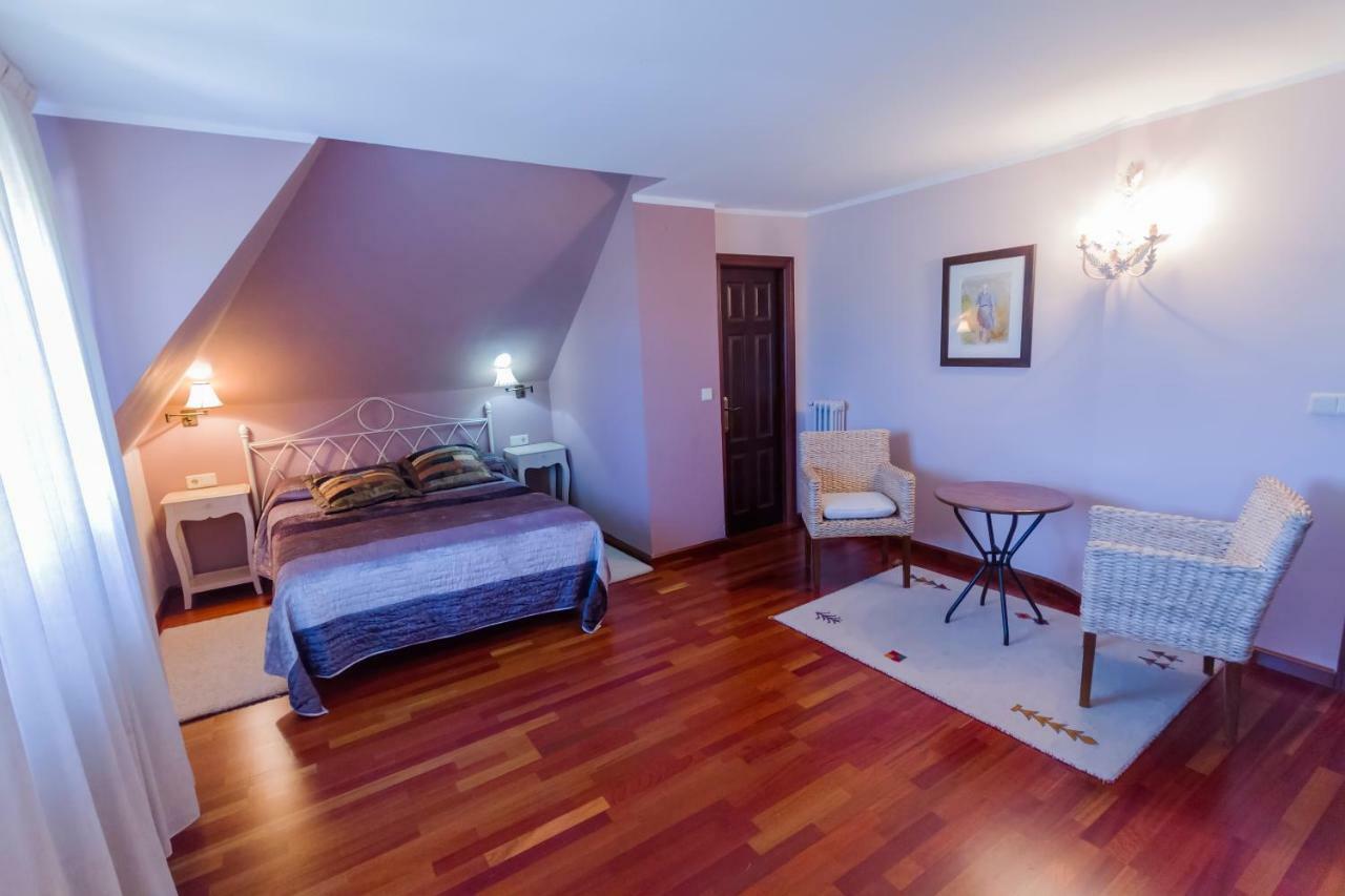 Hotel Rural Lacelo Villadecanes Buitenkant foto